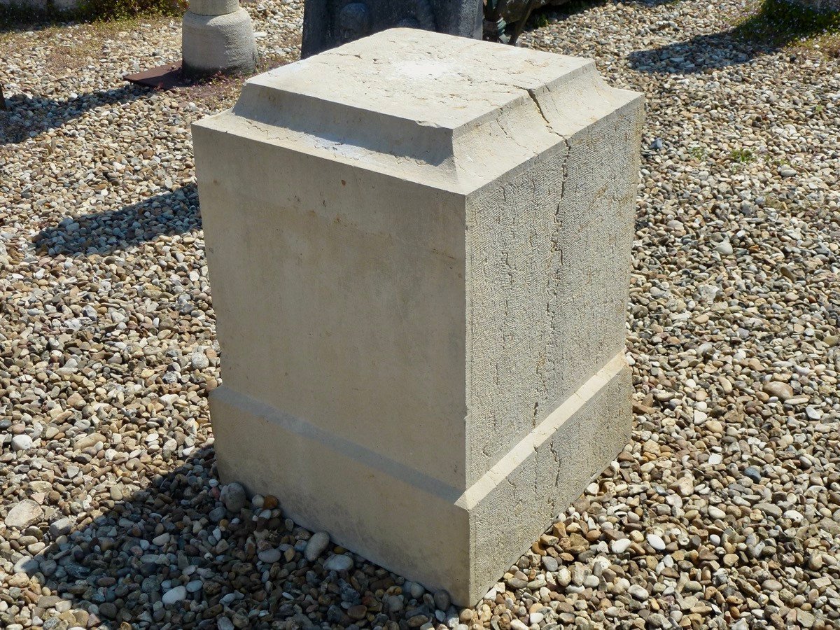 Villebois Hard Stone Pedestal Carved At The End Of The 18th Century Or Very Beginning Of The 19th Century.-photo-4