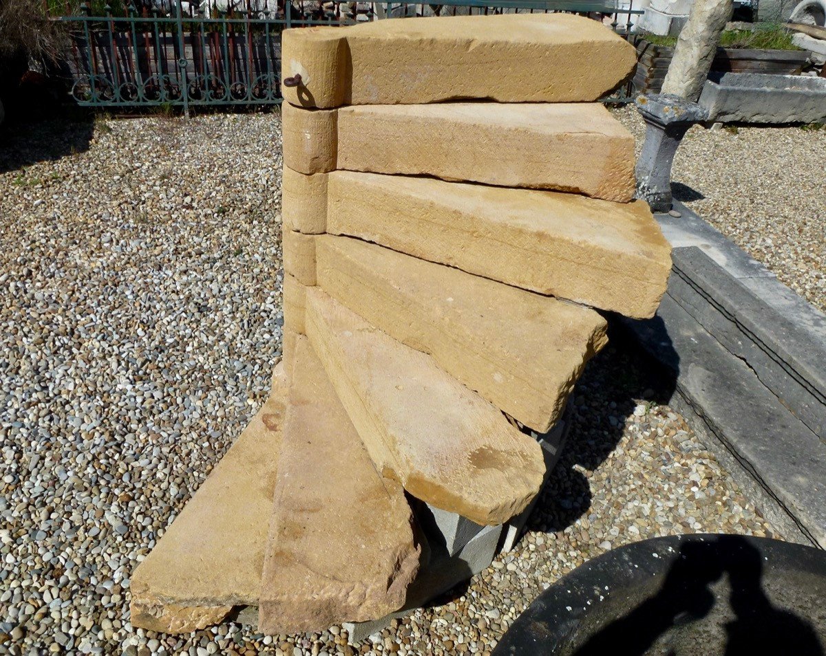 Staircase With A Helicoidal Or Spiral Core In 16th Or 17th Century Beaujolais Stone.-photo-2