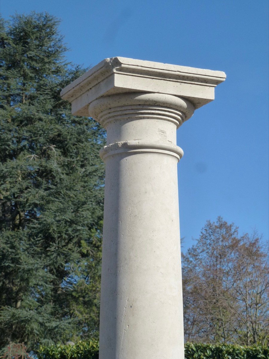 Tuscan Style Light Stone Column-photo-4