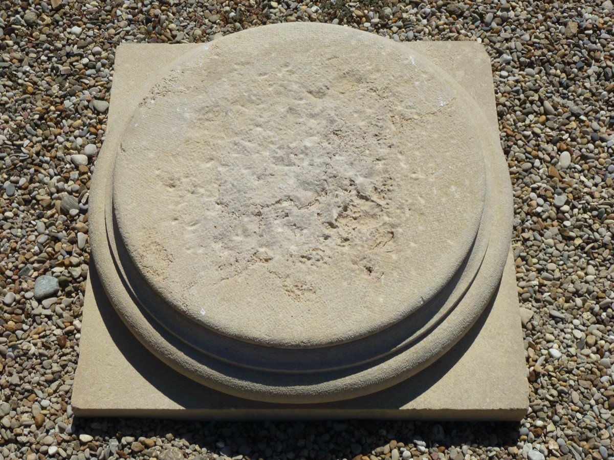 Suite Of Three Hard Stone Plinths From Saint Martin Belle Roche-photo-3