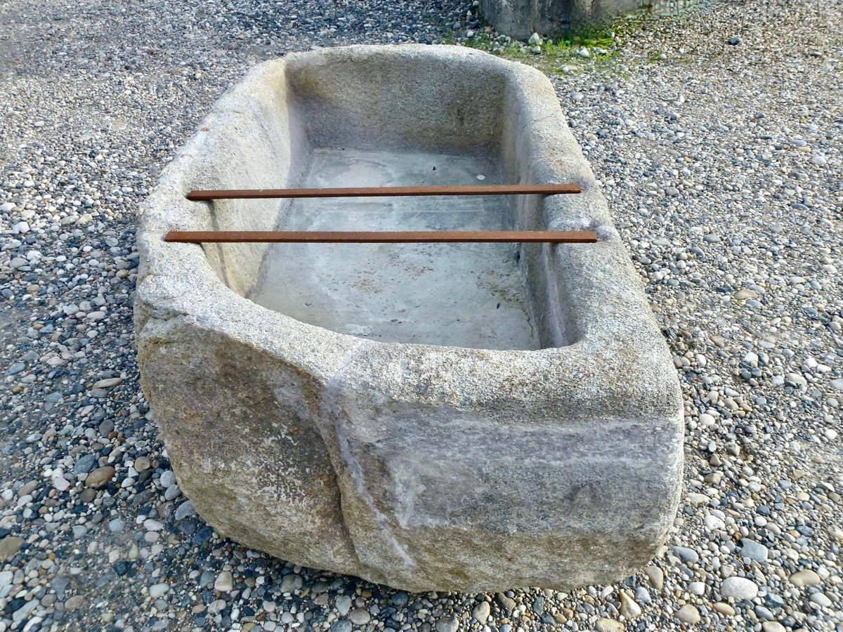 Rustic Fountain Basin Carved From A Granite Block-photo-4