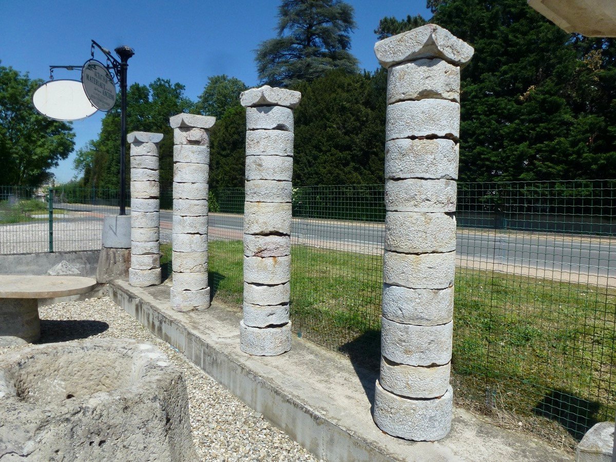 Set Of Four Columns Called "drum" Columns, From The 17th Century.-photo-2