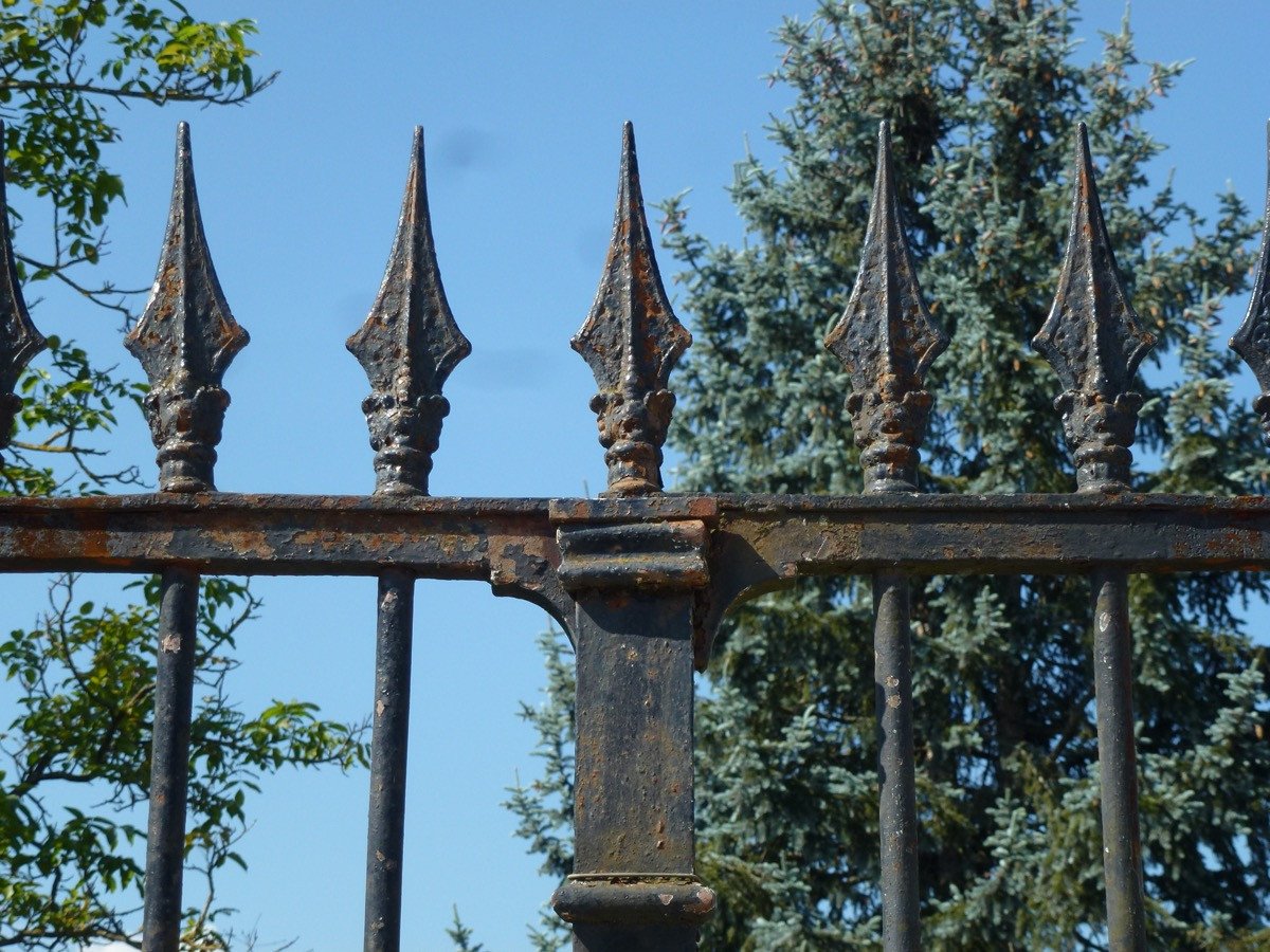 Entrance To A Directoire Period Property In Perfect Condition-photo-5