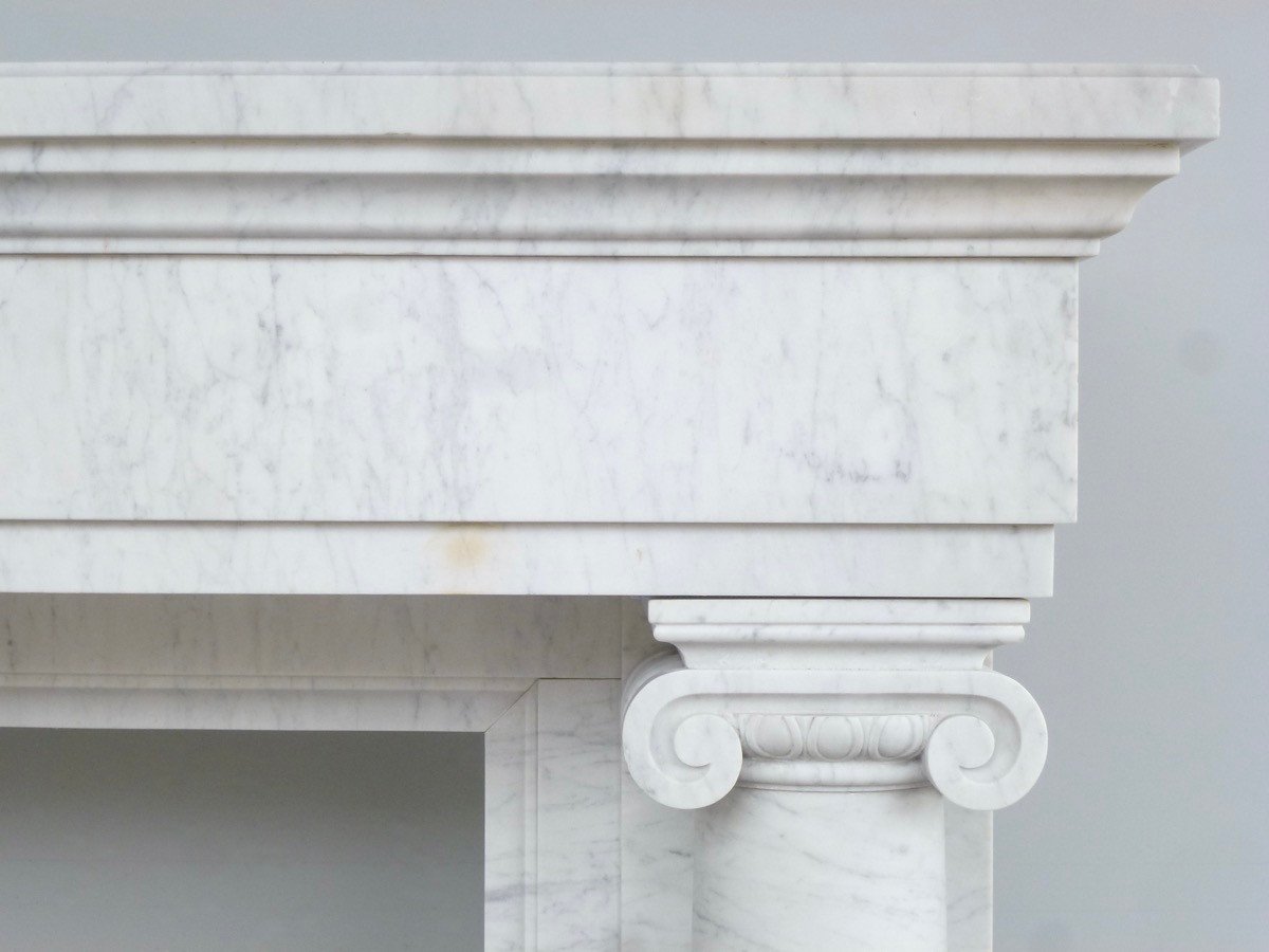 Important Neoclassical Style Fireplace With Detached Columns In White Carrara Marble-photo-1