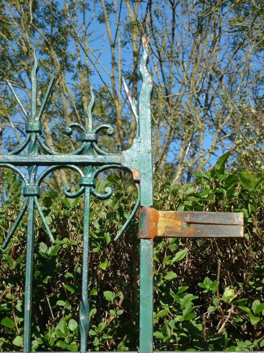 Wrought Iron Gate With Scalloped Sheet Metal-photo-2