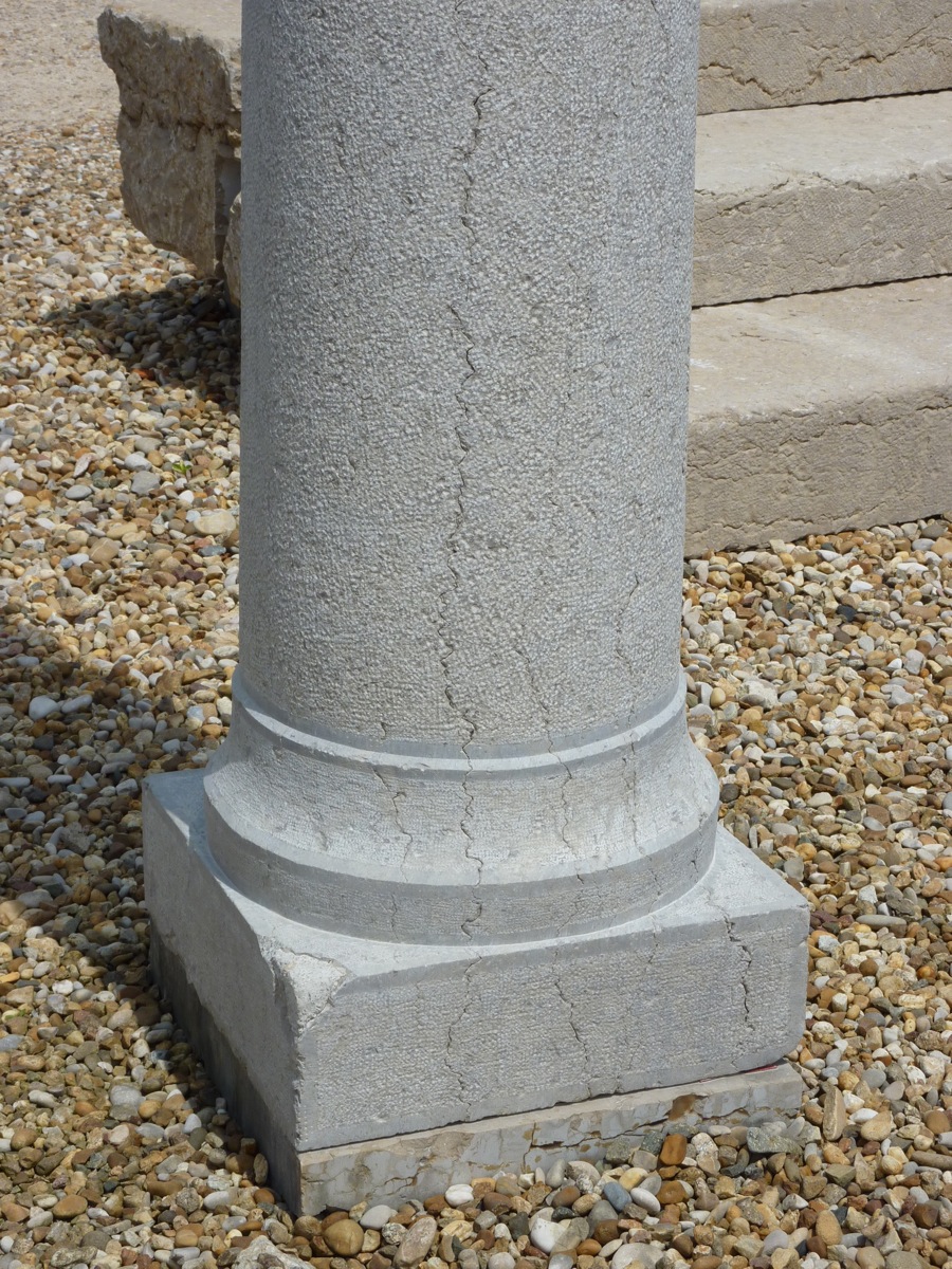 Paire de colonne en pierre dure datant du XIXéme siècle-photo-1