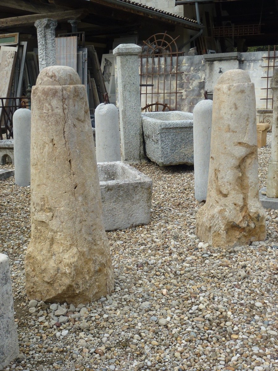 Pair Of 18th Century Stone Bollards-photo-2