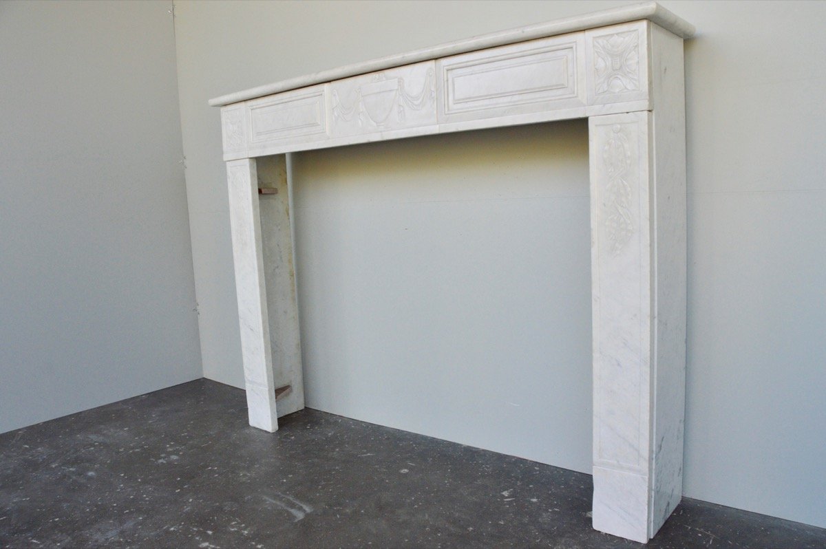 Louis XVI Period White Marble Fireplace-photo-3