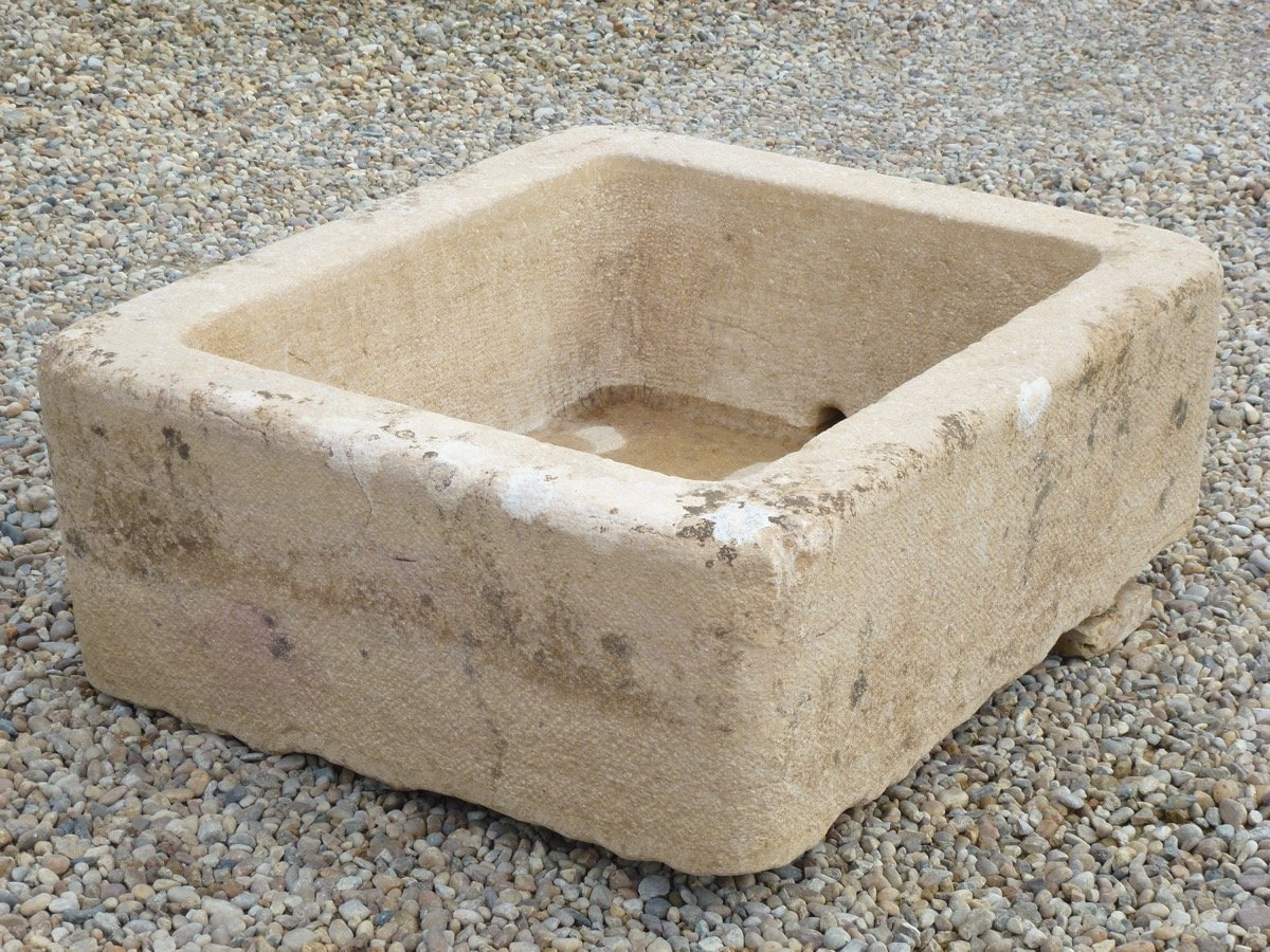 19th Century Stone Fountain Or Basin.-photo-1