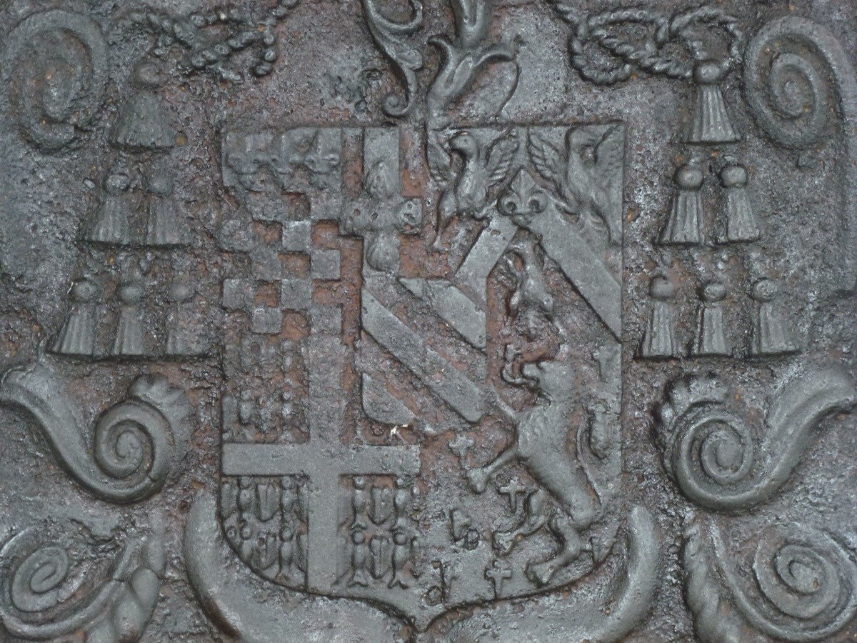 Fireplace Plate With The Arms Of François Dauvet-desmarets (65 X 79 Cm)-photo-2