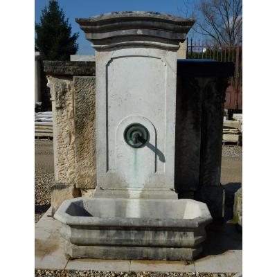 Fontaine En Pierre d'époque XIXe Siècle