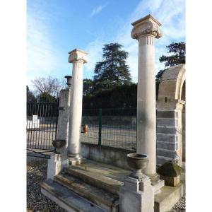 Importante paire de colonnes à l'antique en pierre de Bourgogne