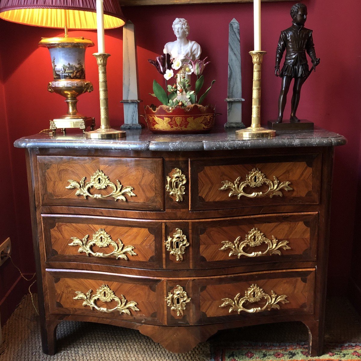 Estampillée Popsel, Commode époque Louis XV