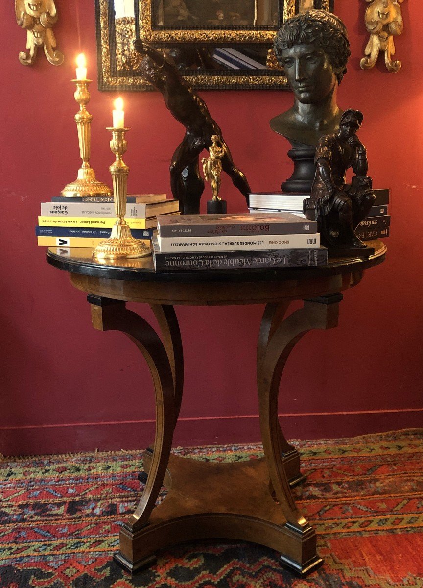 Early 19th Century Pedestal Table Attributed To Jj Chapuis