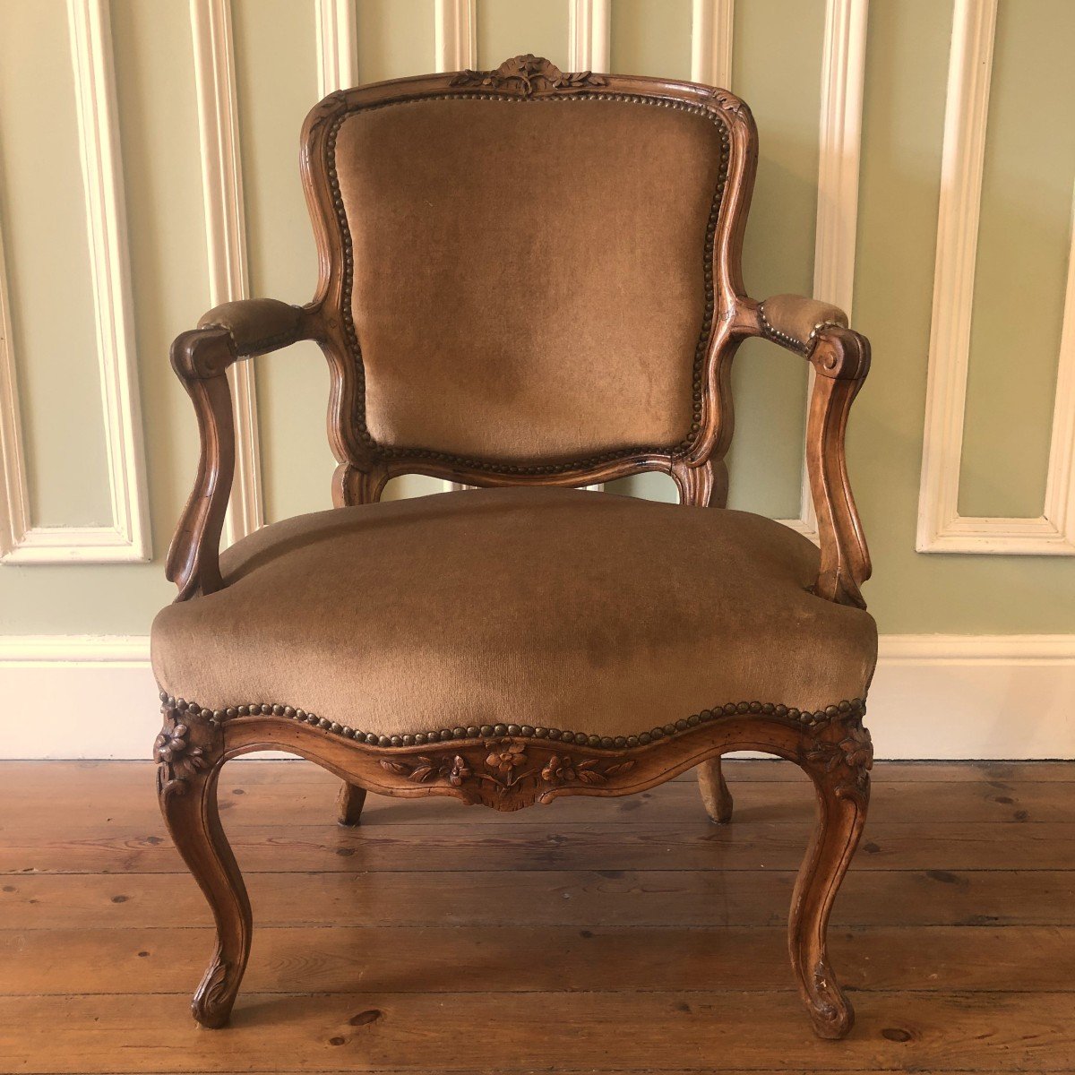 J. Gourdin, Fauteuil époque Louis XV-photo-2