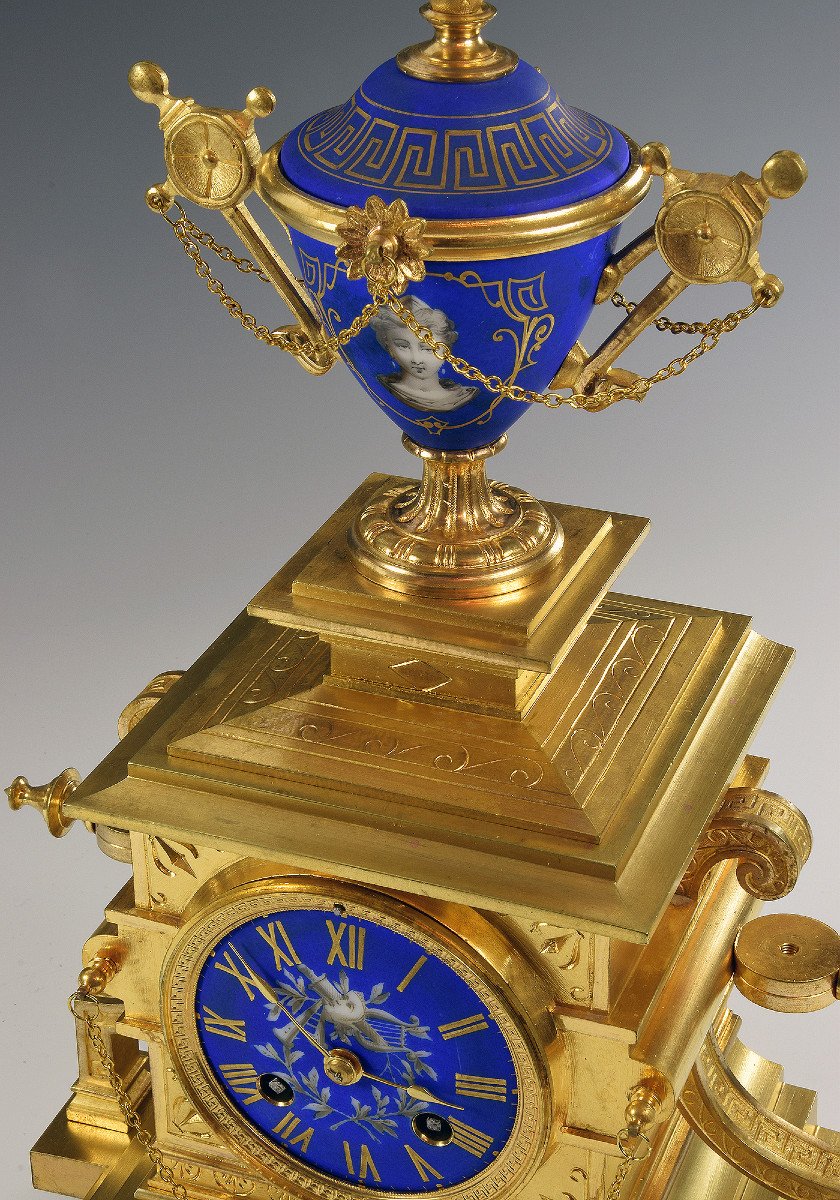  Clock In Bronze And Porcelain Palais Royal 1870-photo-1