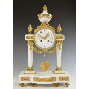 Pendule Portique En Marbre Et Bronze Doré Napoléon III