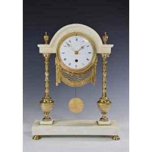 Pendule XVIIIème d' époque Directoire 1795