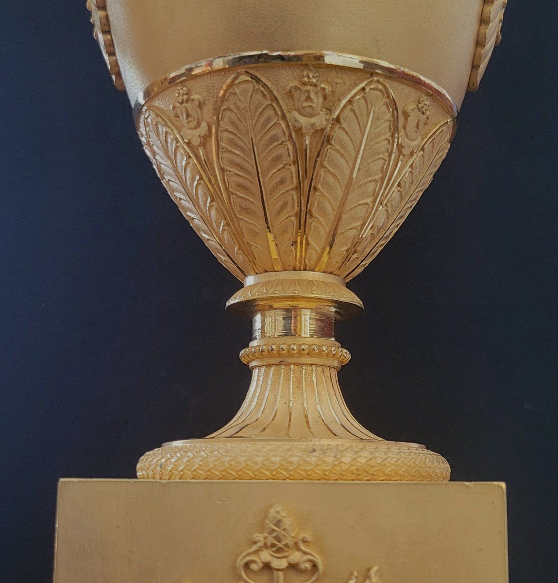 Paire De Vase En Bronze Doré époque Empire-photo-5