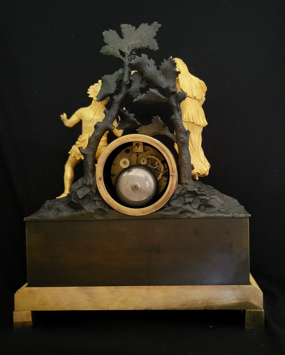 Pendule à l'exotisme, à l'Indigène "la fuite d'Atala et Chactas" en bronze doré patiné vers1830-photo-4