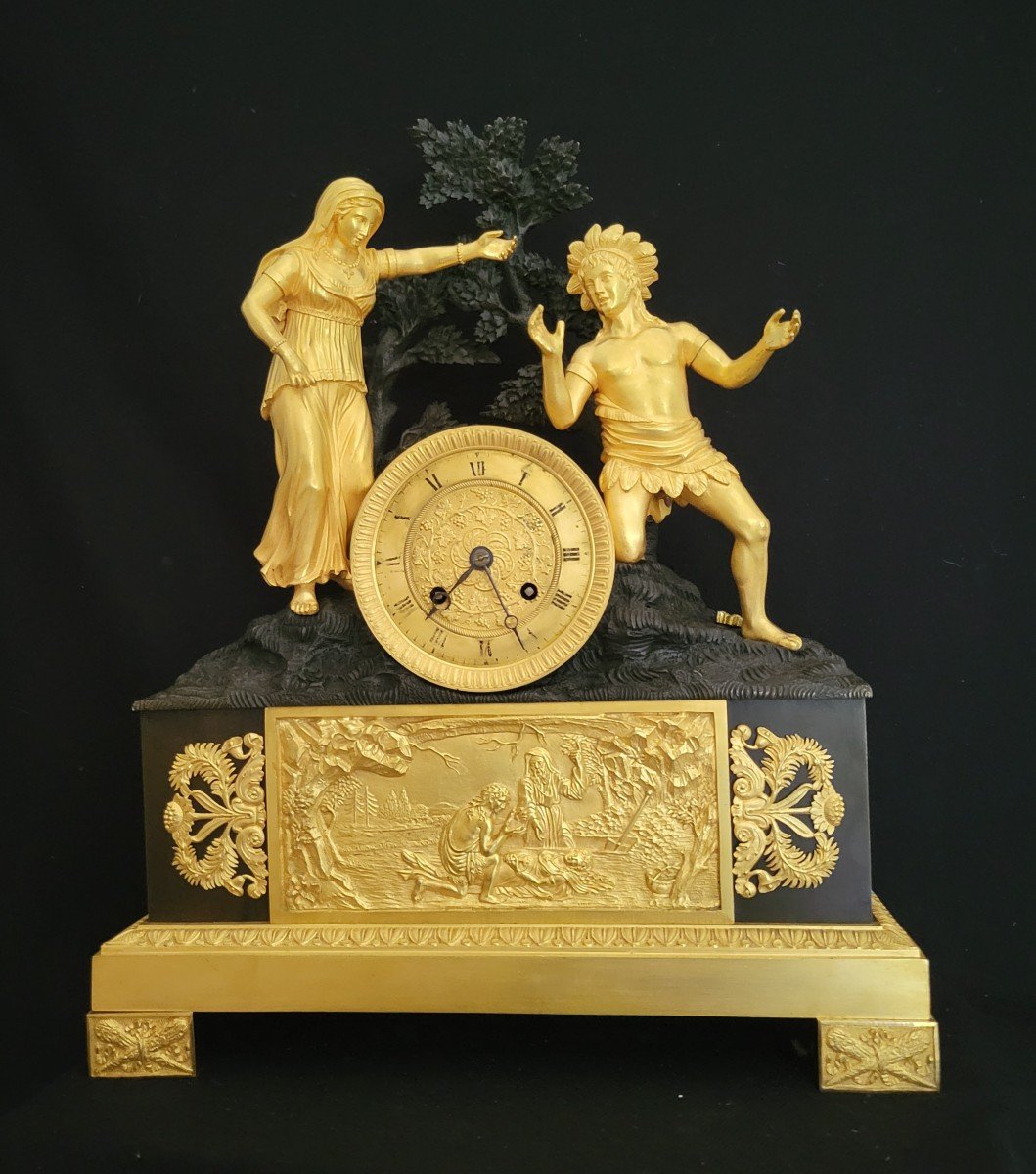 Pendule à l'exotisme, à l'Indigène "la fuite d'Atala et Chactas" en bronze doré patiné vers1830