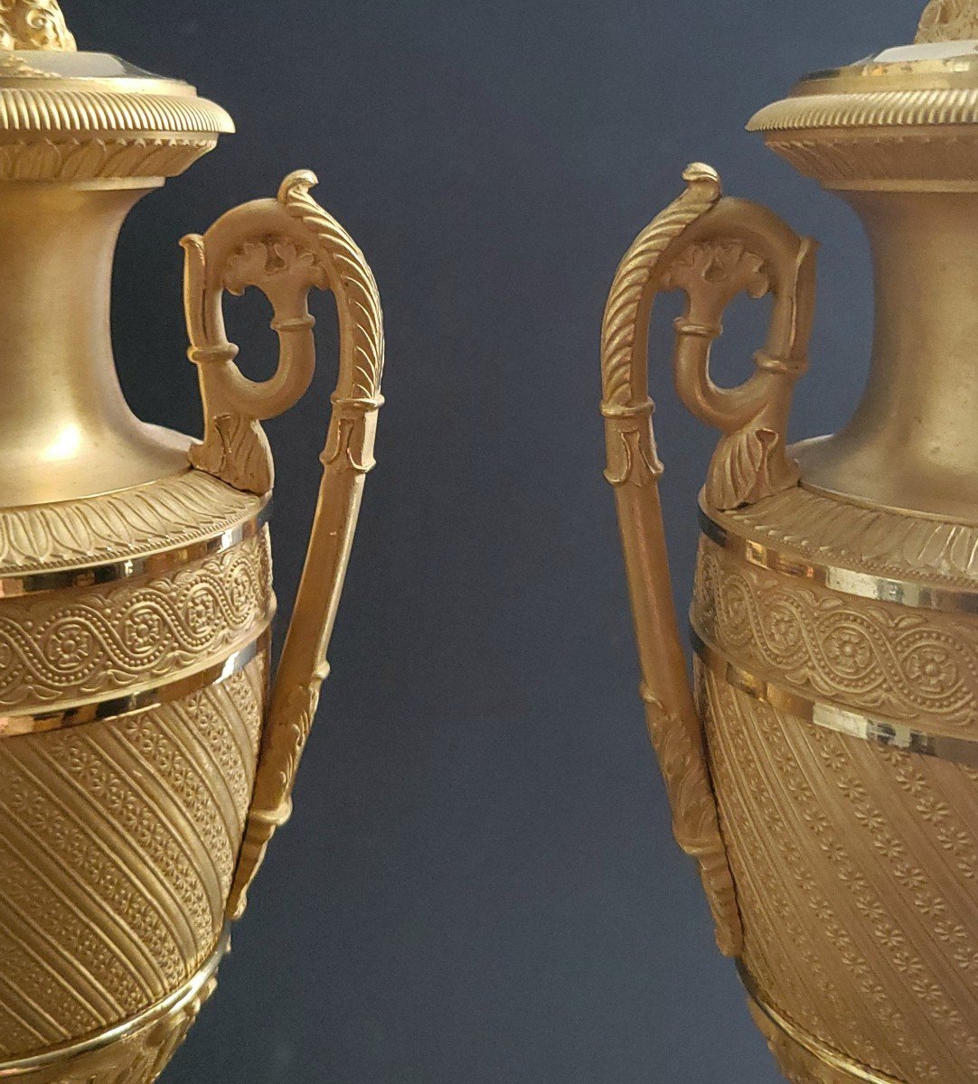 Paire De Vases Ou Cassolettes En Bronze Doré d'époque Empire-photo-5