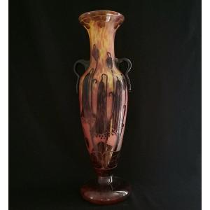 Charles Schneider :  Grand Vase   Modèle " Campanules"   Signée Le Verre Français 1922/1925