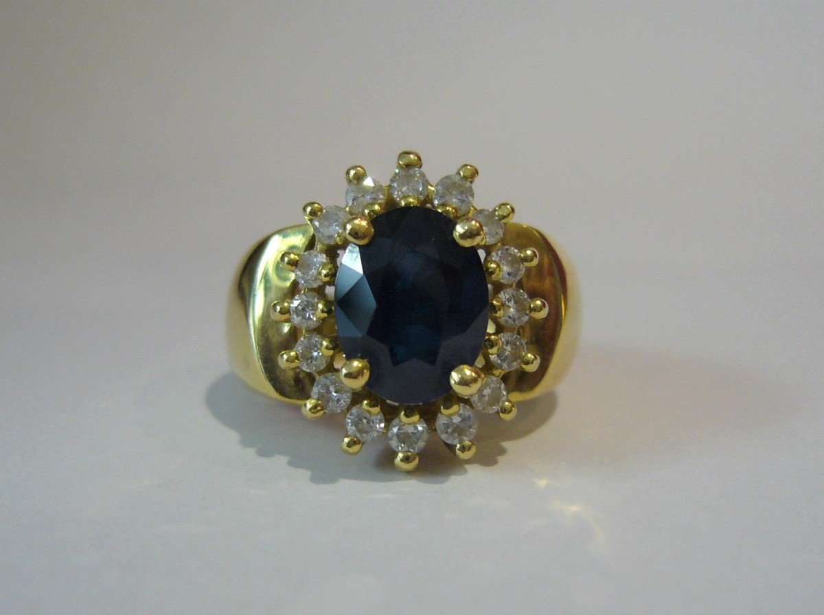 Ring In Yellow Gold, Sapphire And Diamonds