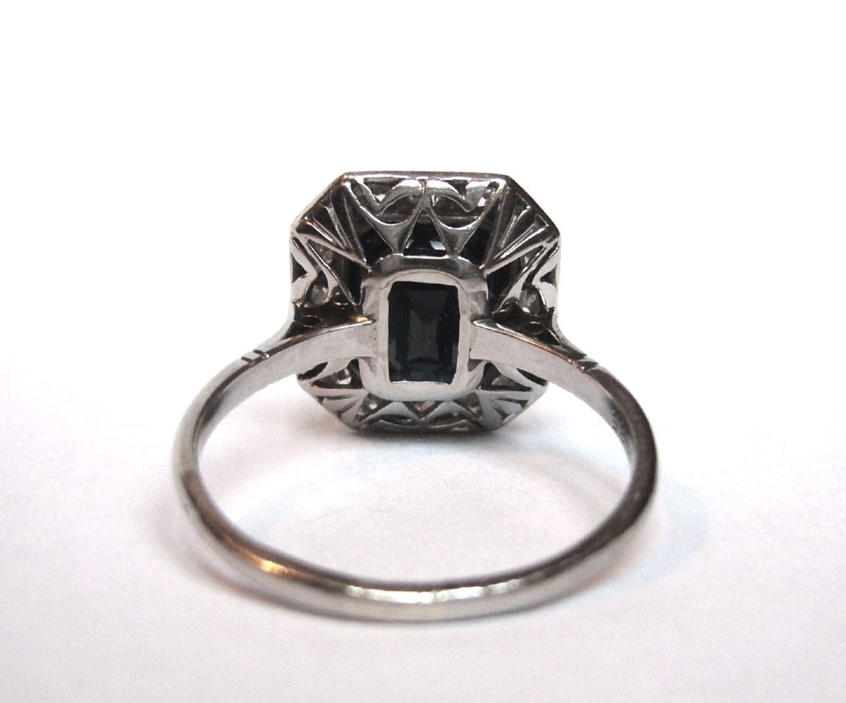 Art Deco Ring In Platinum, Sapphire And Diamonds-photo-2