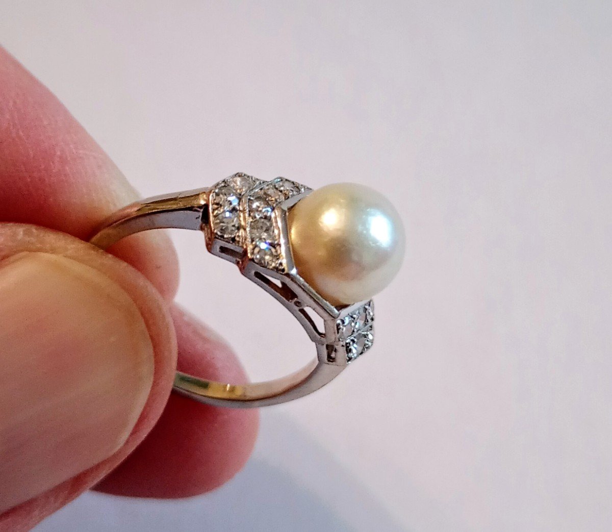 Art Deco Ring In Platinum, Pearl And Diamonds