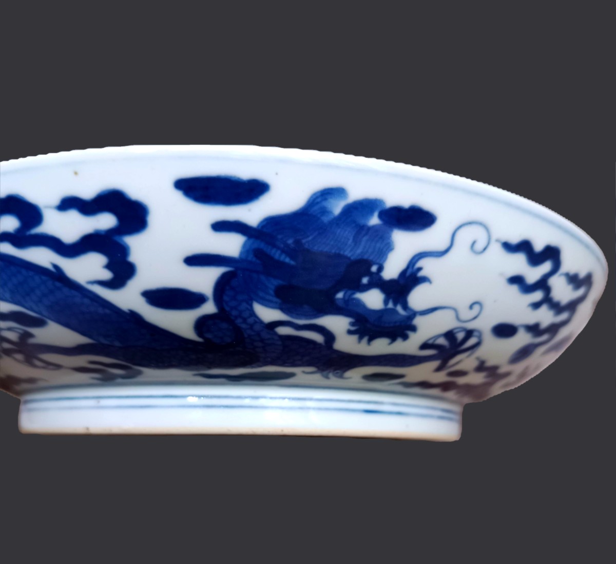 Chine - Coupe en porcelaine à décor de dragons-photo-3