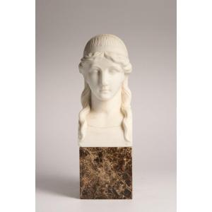 Neoclassical Female Bust - 19th Century