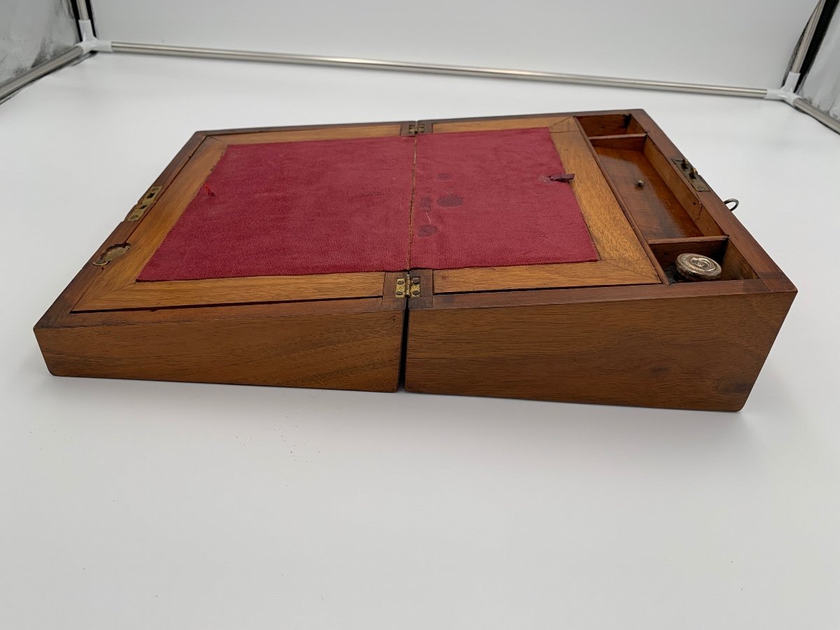 Writing Box, Walnut With Inlays, England, Late Nineteenth Century.-photo-6