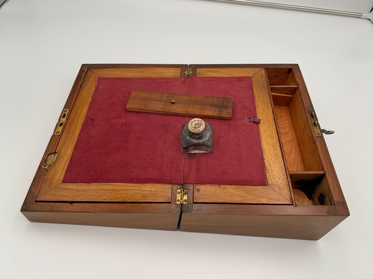 Writing Box, Walnut With Inlays, England, Late Nineteenth Century.-photo-8