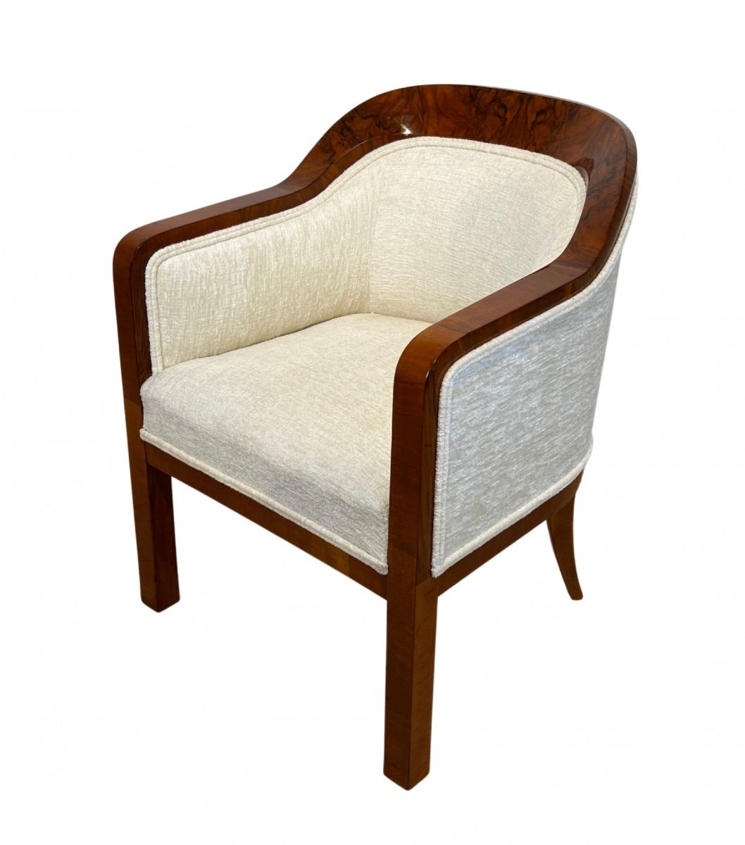 Biedermeier Bergere Chair, Walnut Veneer, Austria, Vienna Circa 1840