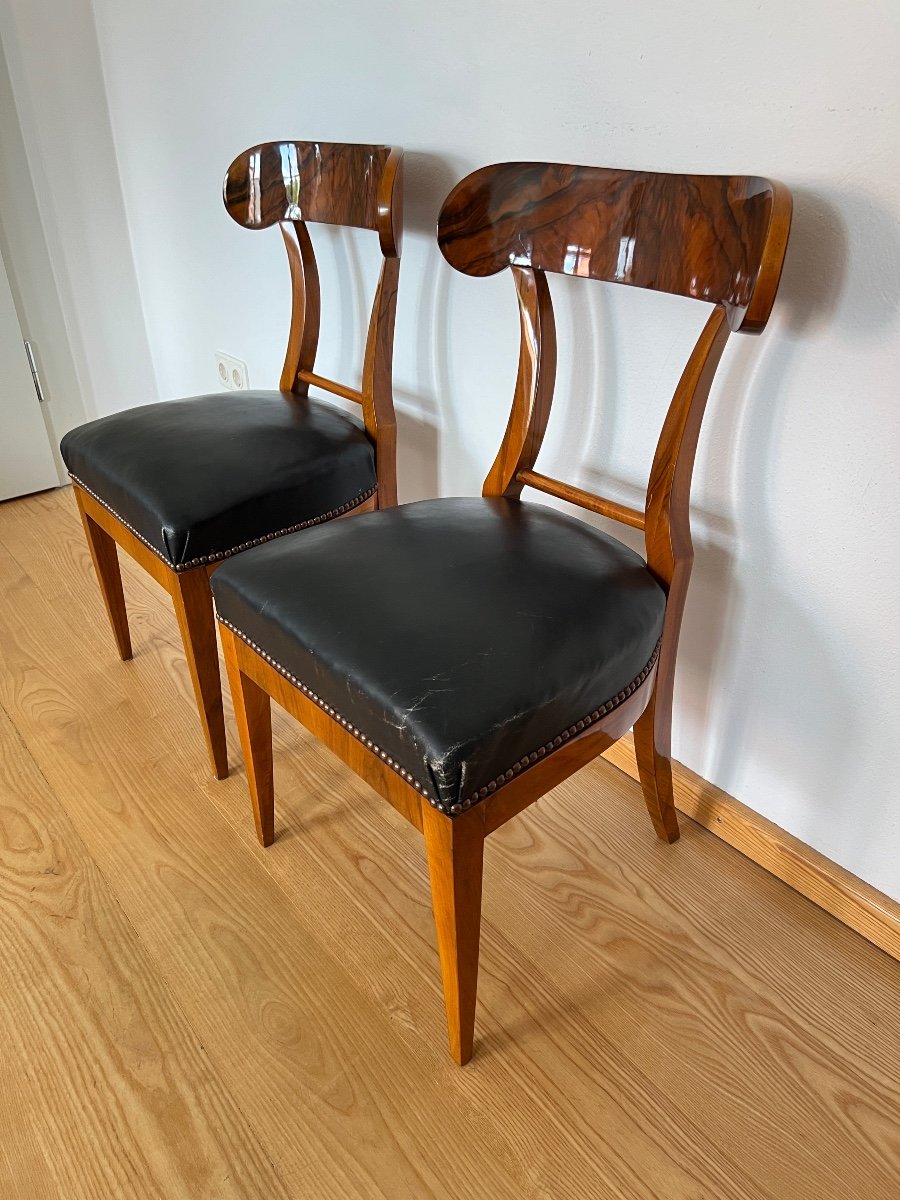 Pair Of Biedermeier Shovel Chairs, Walnut Veneer, Black Leather, Austria Circa 1820-photo-1