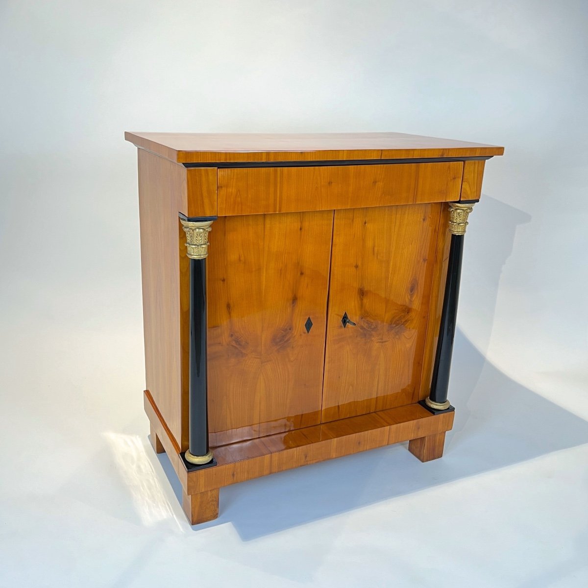 Biedermeier Small Cabinet, Cherry, Solid Columns, Southern Germany Circa 1820-photo-3