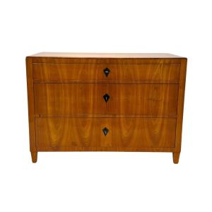 Biedermeier Chest Of Drawers, Cherry Veneer, Walnut, South Germany Circa 1820