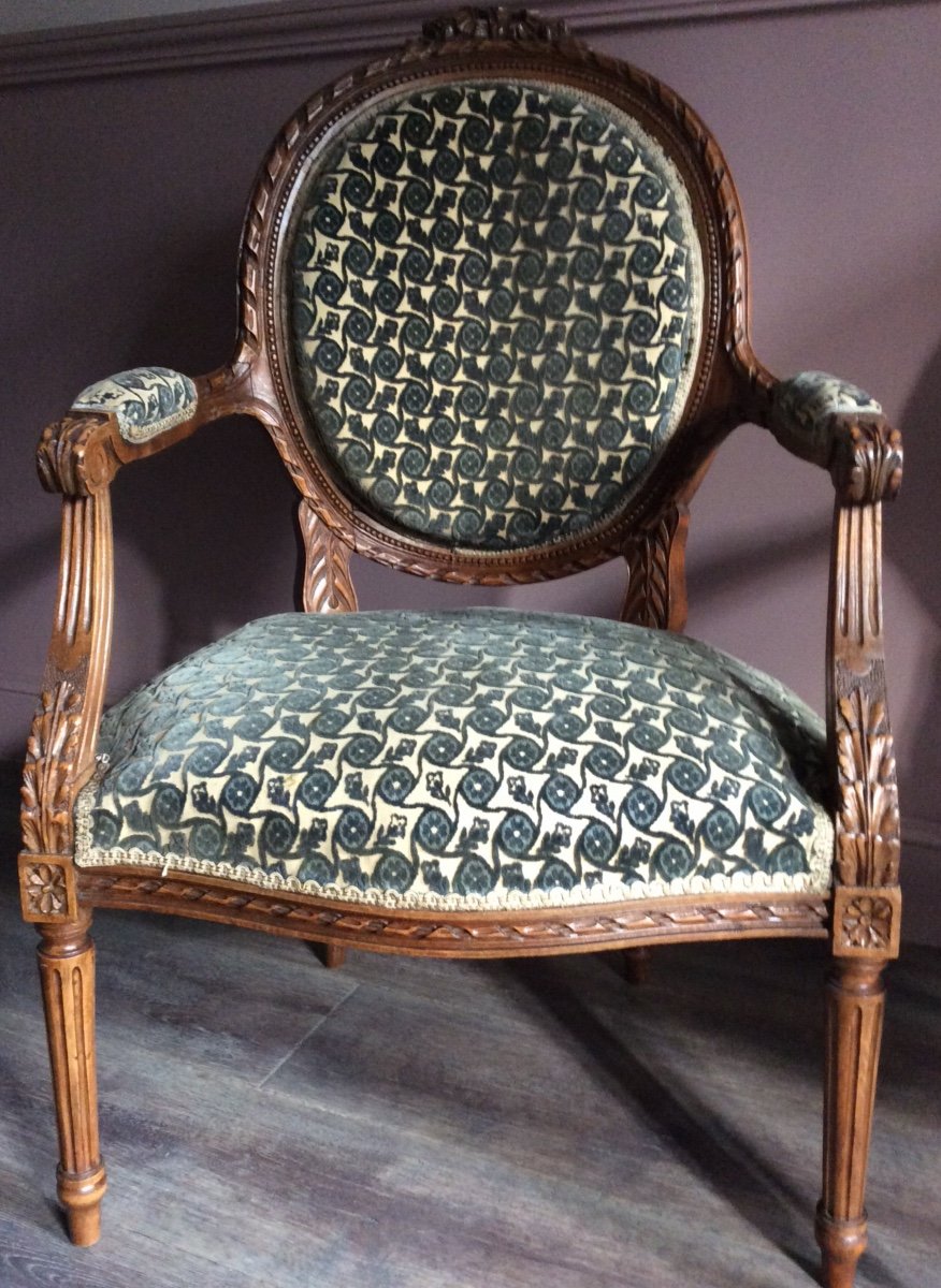 Pair Of Transition Style Armchairs -photo-2