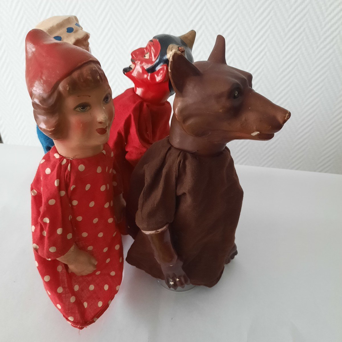 Le Loup, La Mère Grand, Le Diable Et Le Petit Chaperon Rouge Marionnettes Papier Mâché-photo-2