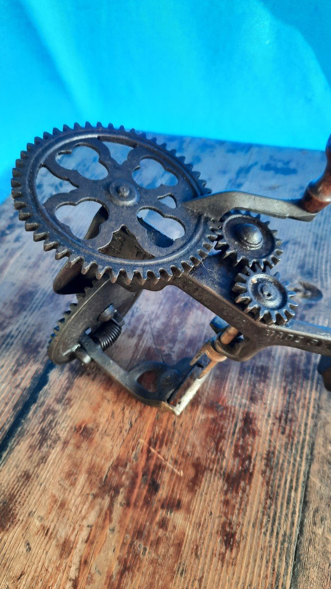  Very Old Cow Boy Apple Peeler For Apple Pie-photo-4