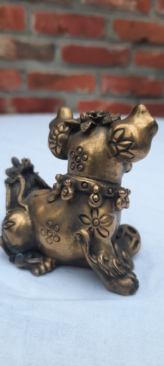 Chien Chinois En Bronze De Bonne Humeur-photo-1