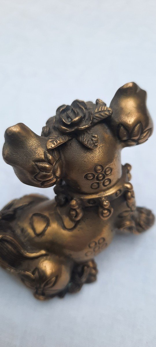 Chinese Bronze Dog In Good Mood-photo-2