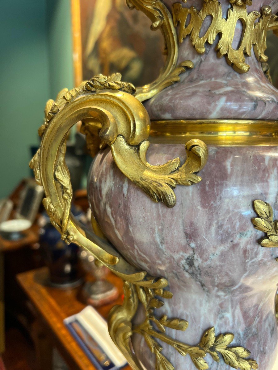 Pair Of Marble And Gilded Bronze Vases, France, 19th Century.-photo-3