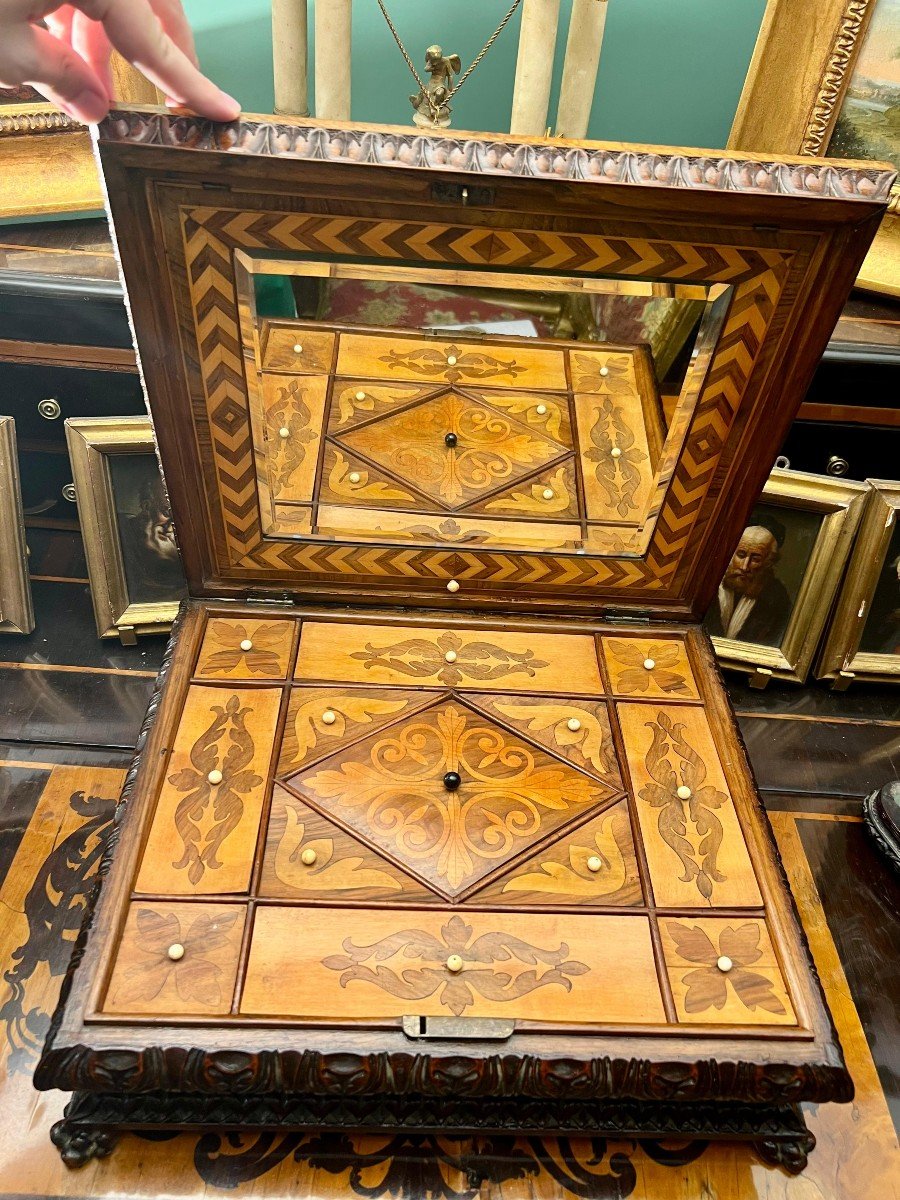 Large Inlaid Wooden Box With A Mythological Scene. Lombardy, 18th Century.-photo-4