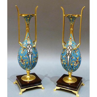 Paire De Vases De Style Persan - Ferdinand Barbedienne (1810-1892) Et Louis-constant Sévin 