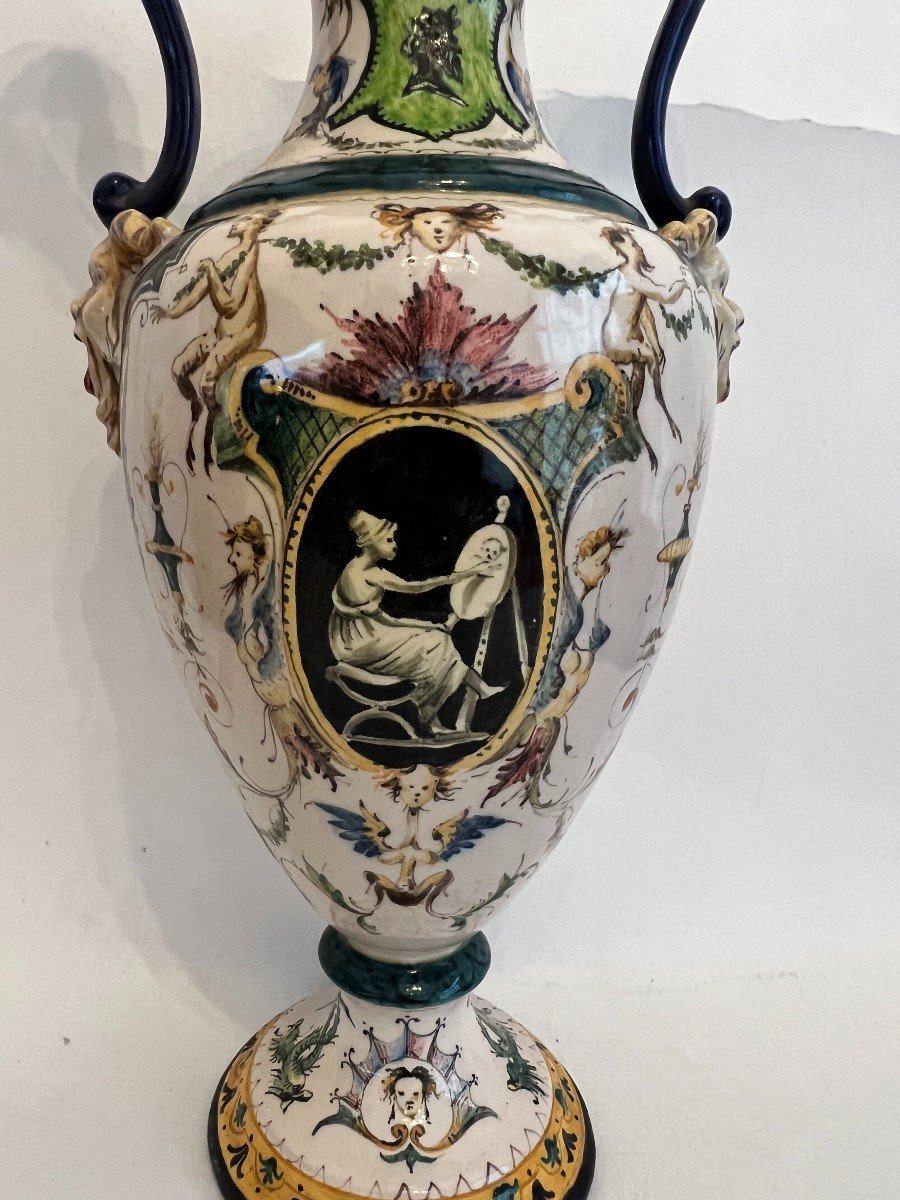 Italie  Vase A  Anses En Faience-photo-1