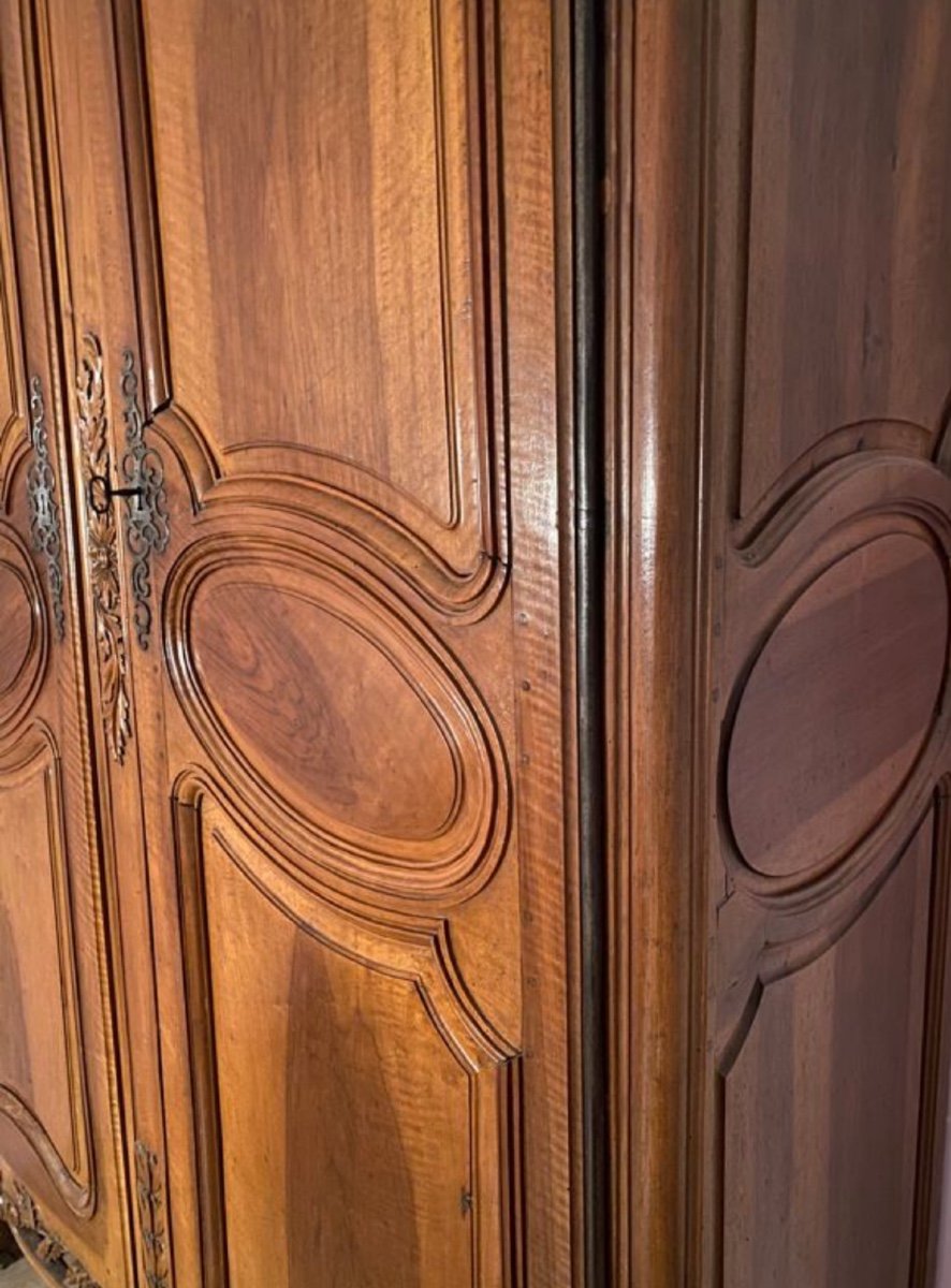 Louis XV Provencal Walnut Wardrobe-photo-4