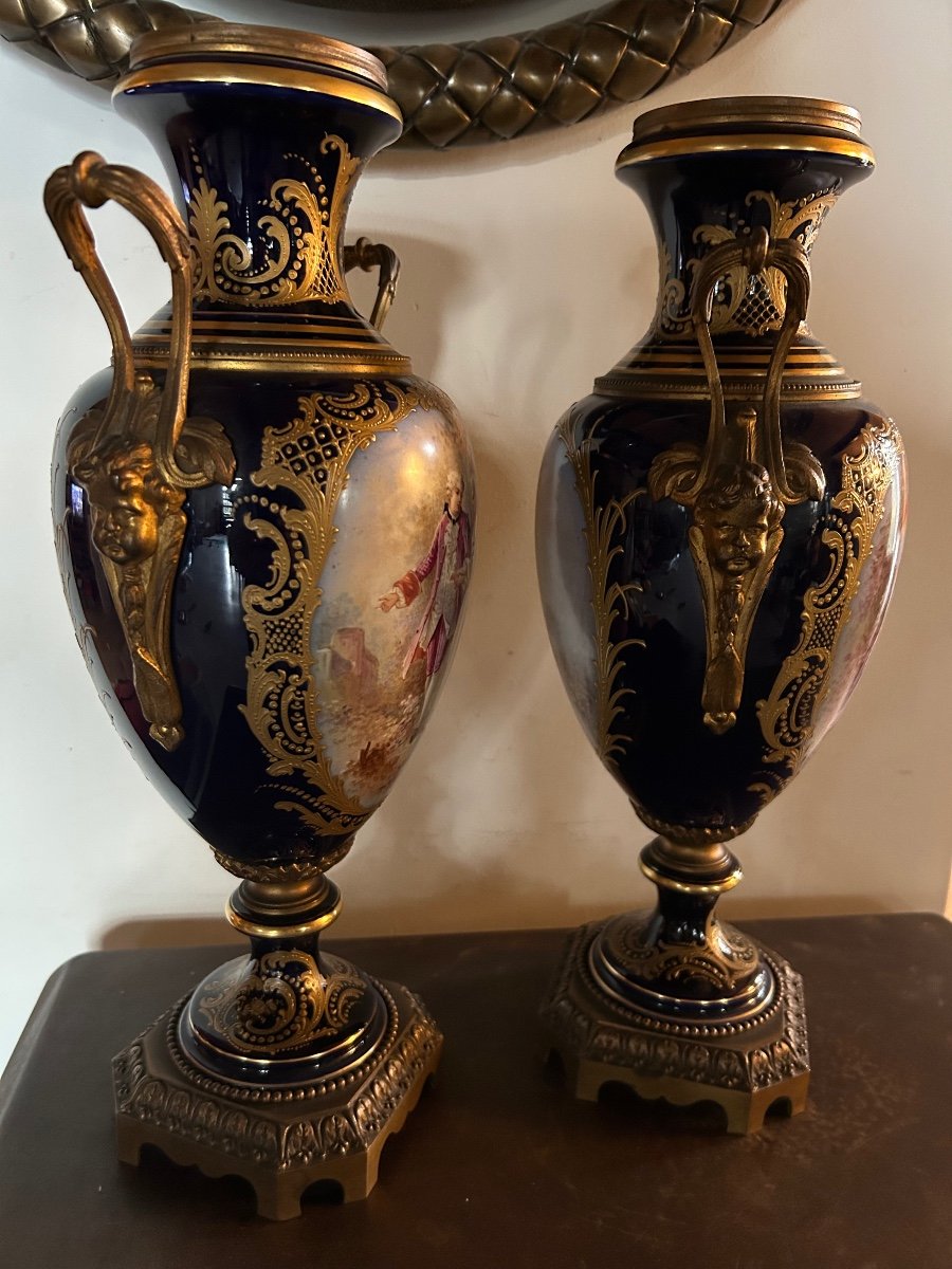 Pair Of Paris Porcelain Vases -photo-3