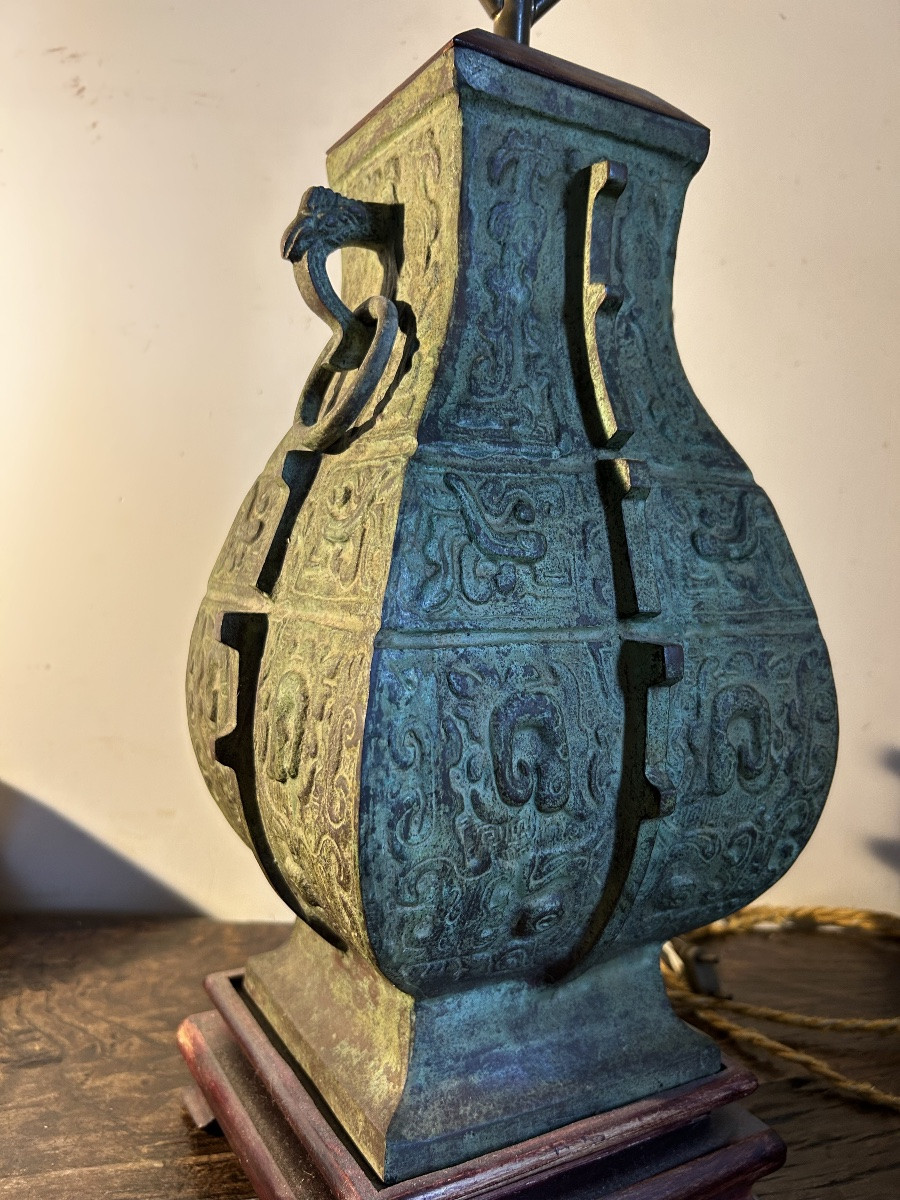 Archaic Chinese Bronze Lamp-photo-4